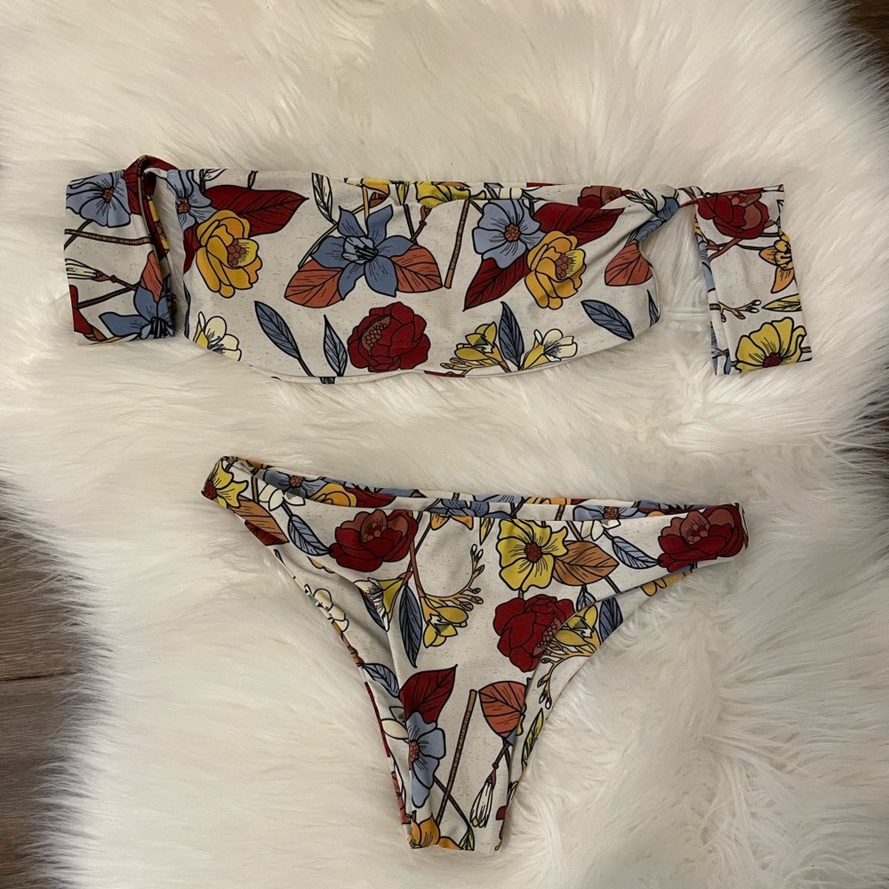 Stone fox swim suit set